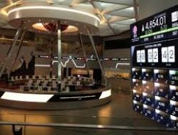 IHSG dibuka menguat tipis ke 7.910, saham LQ45 justru terkoreksi di awal sesi